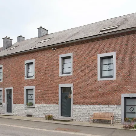 Les Petits Secrets De Nonna-chambre D Dinant Bed & Breakfast Flavion