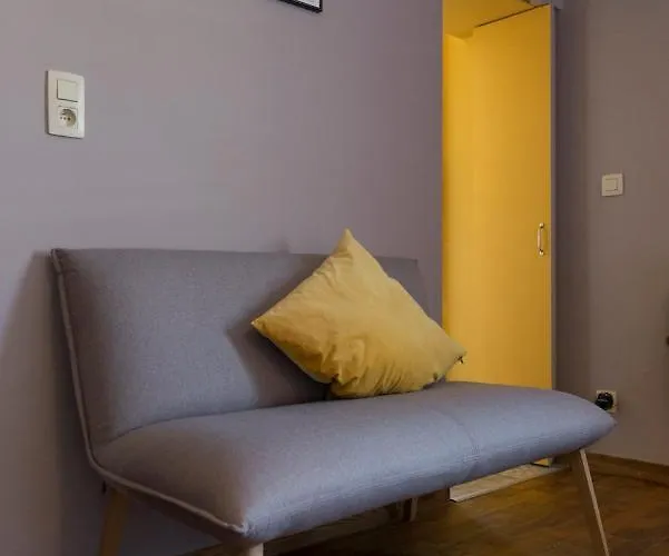 Bed & Breakfast Les Petits Secrets De Nonna-chambre D Dinant Flavion